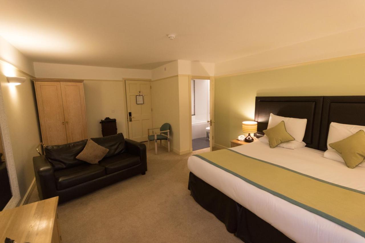 The Limes Hotel Stratford-upon-Avon Exterior photo