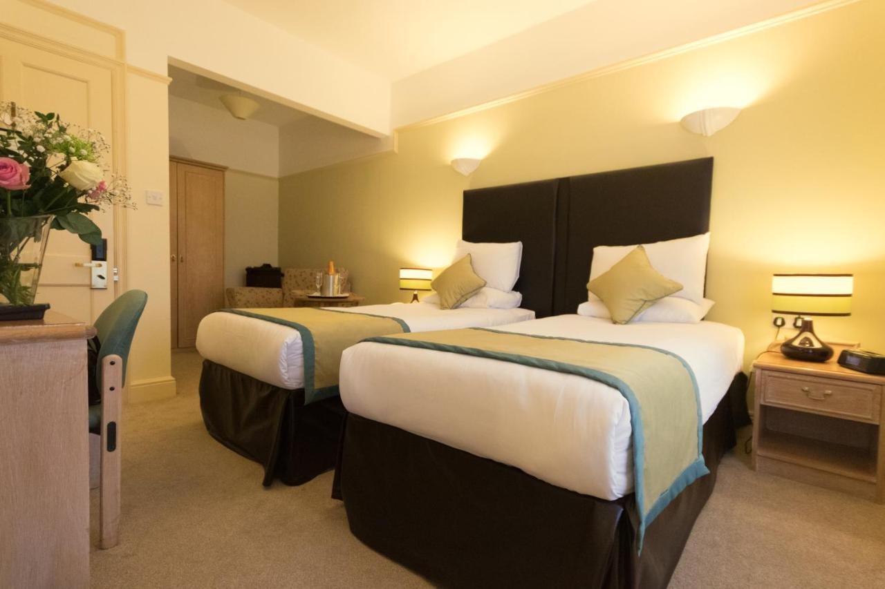 The Limes Hotel Stratford-upon-Avon Exterior photo